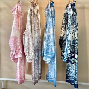 Elegant Toile Print Bath Robe Set